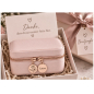 Preview: Schmucktasche Personalisierbar mit Geburtsblume, Namen, Schmuckschatulle Rosa Romantisch, Hochzeitsgeschenk, Brautjungfer Geschenkbox, Gift